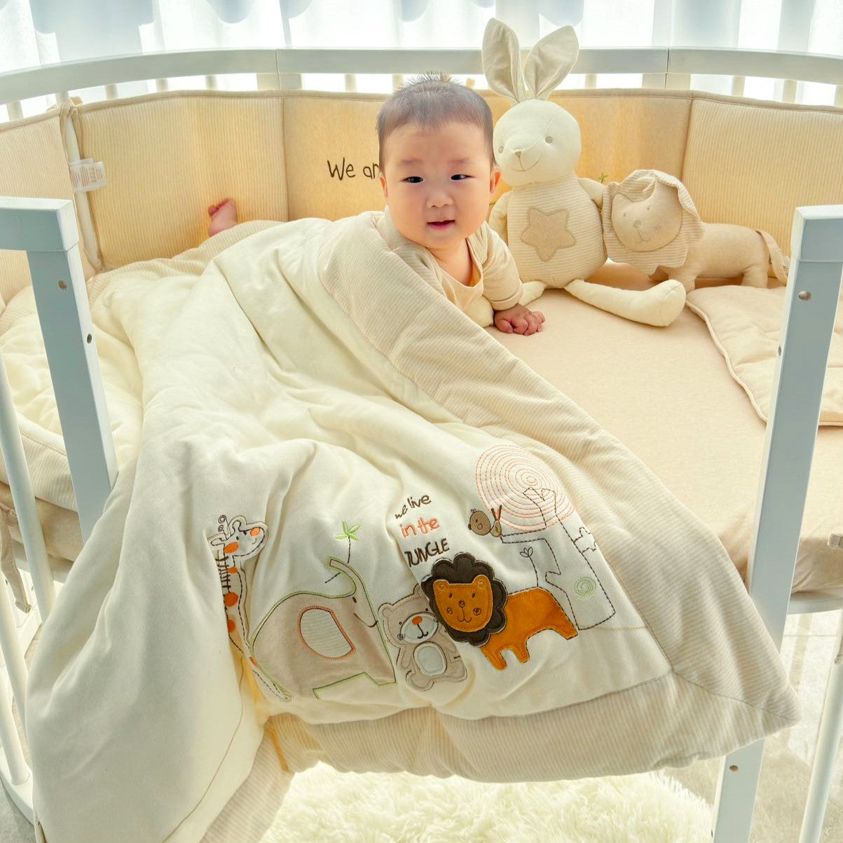 Baby Bedding Set: Crib Bumper Crib Sheet & Diaper Bag