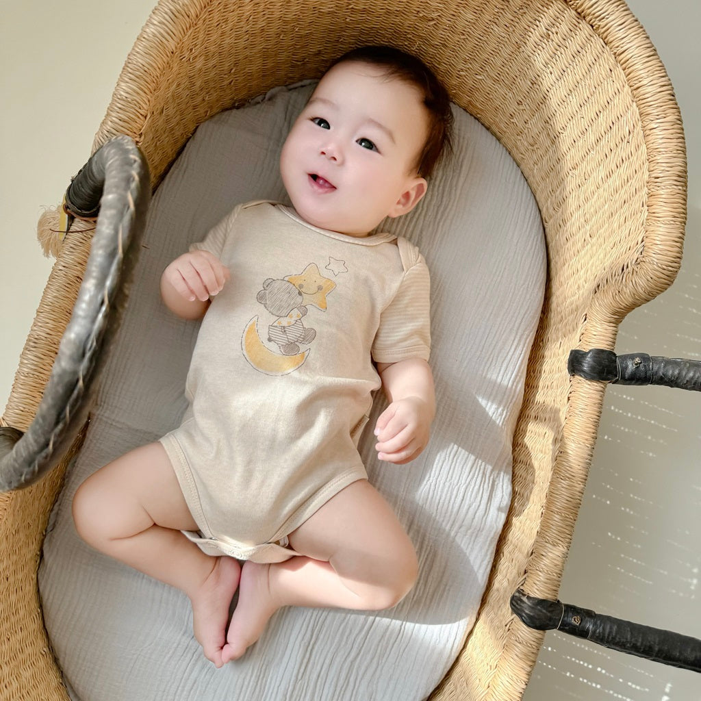 Newborn Onesies: Organic Cotton Short Sleeve Bodysuits