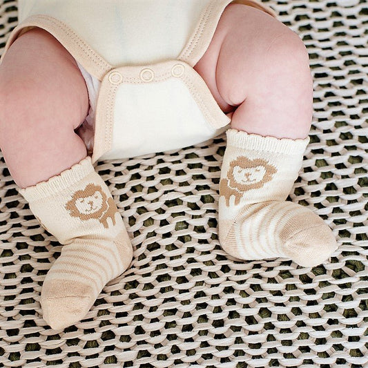 Infant Socks That Stay On: 4 pairs Organic Newborn Sock Set | Eotton