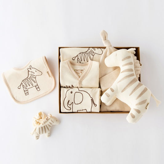 9-piece luxury organic baby gift box in zebra safari design with GOTS certified newborn clothing | Eotton Canada