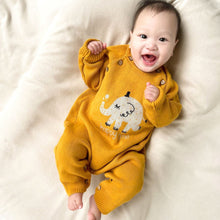 Load image into Gallery viewer, Oversized Cable Knit Sweater: Best Organic Newborn Sweater Romper - Mammoth | EottonCanada
