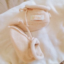 Load image into Gallery viewer, Organic Cable Knit Baby Booties - Soft Newborn Booties for Cozy Little Feet | Eotton Canada
