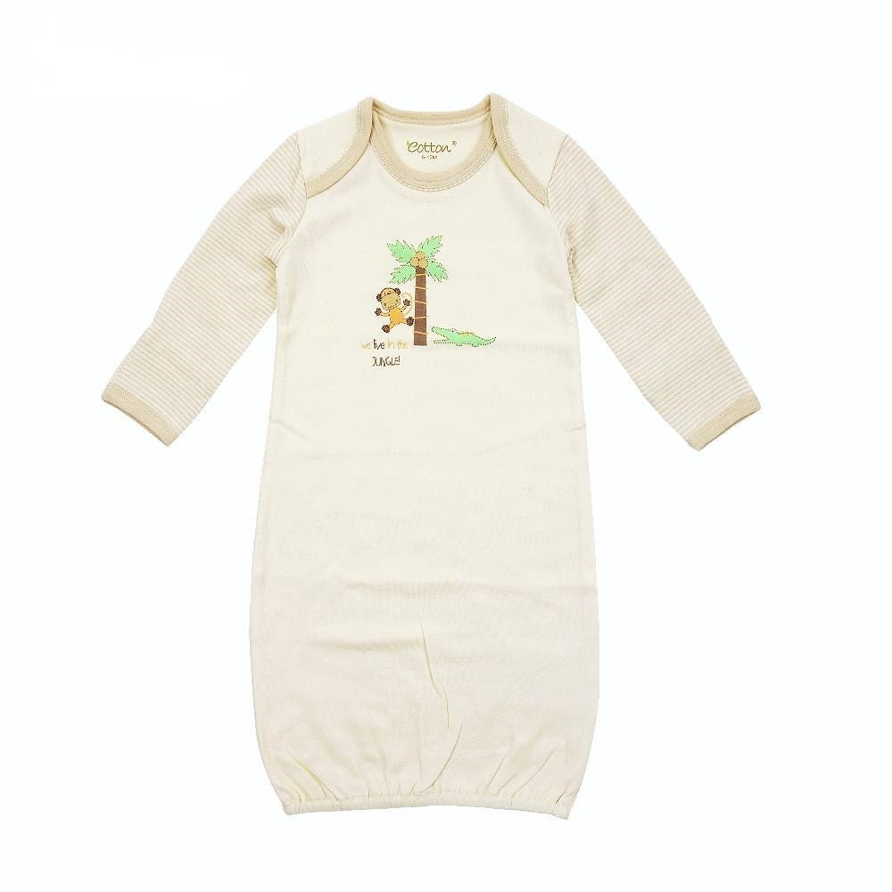 Organic newborn sleep gown with playful jungle animal print | Eotton Canada
