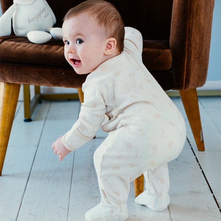 French side snap organic baby romper and beanie set